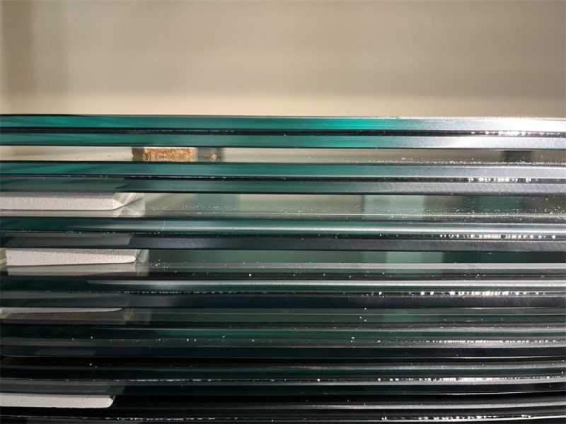 Vacuum glazing in thin and light,building owners can replace glass only to improve building performance