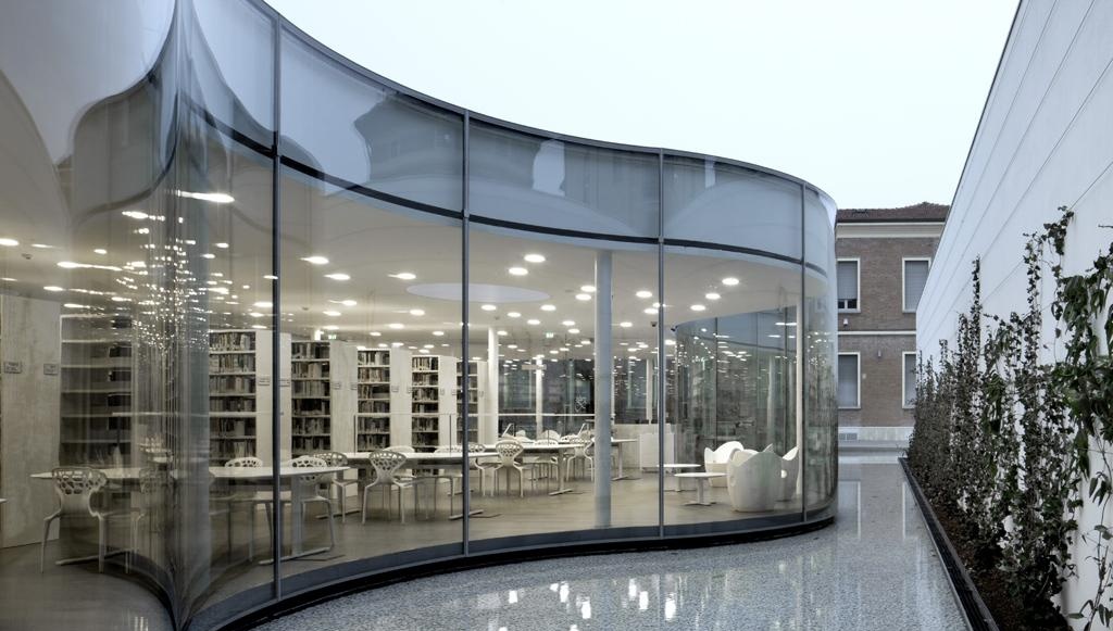 The possibility of curved vacuum insulating glass 5 Curved vacuum insulating glass is still challenging in the future