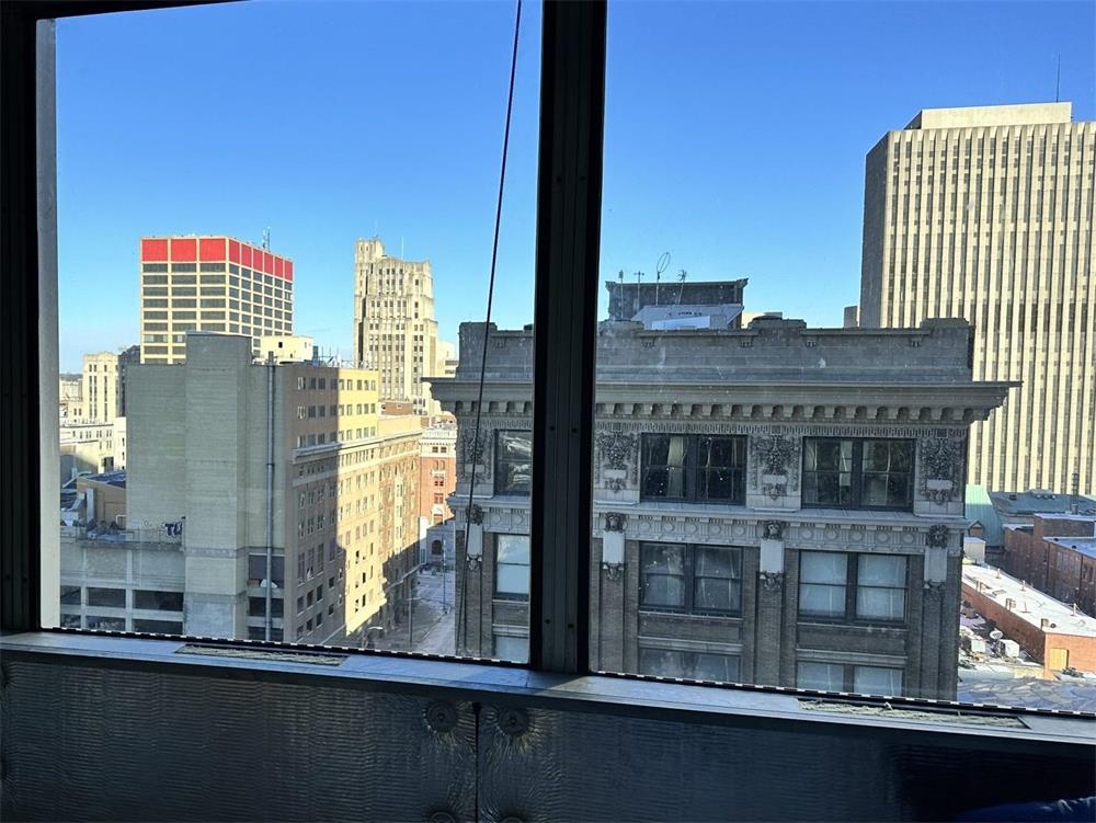 VIG PROJECTS 5 DAYTON GRANT DENEAU 4-HAANGLAS VIG