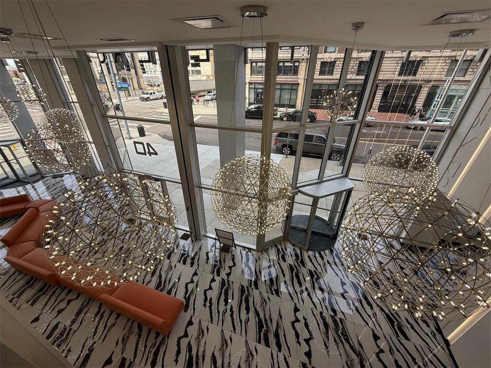 VIG PROJECTS 6 DAYTON GRANT DENEAU 5-HAANGLAS VIG