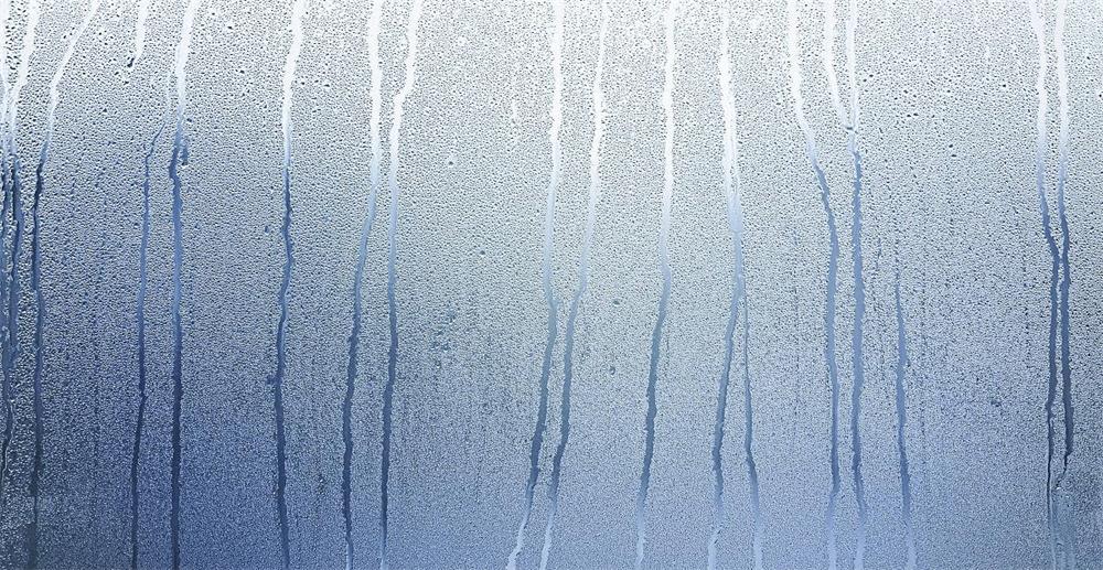 Say Goodbye to Condensation! How Vacuum Glass Solves Winter Window condensations 2 Glass condensations in winter times